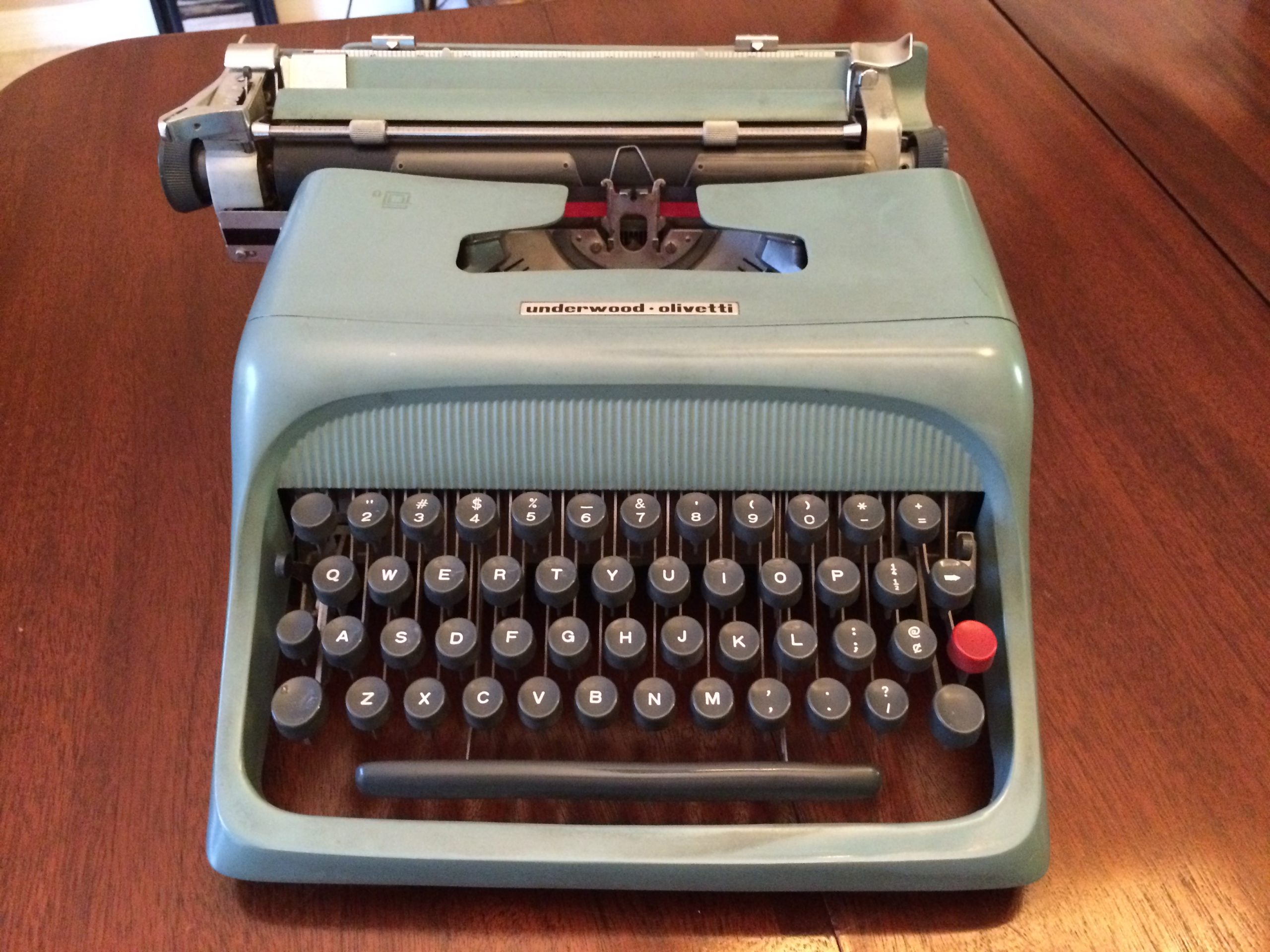 1940s typewriter
